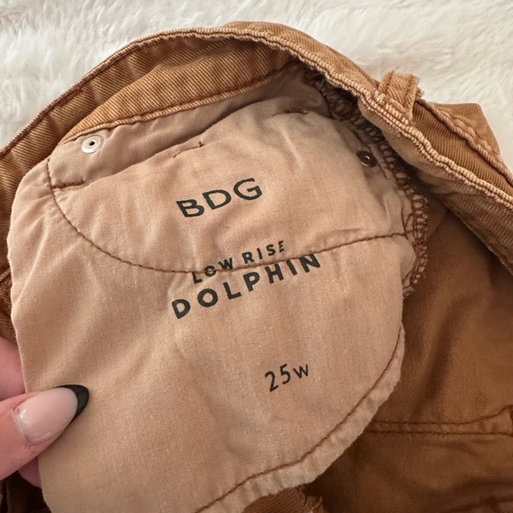 BDG Brown Low Rise Dolphin Jean Shorts Size 25 - Picture 3 of 5